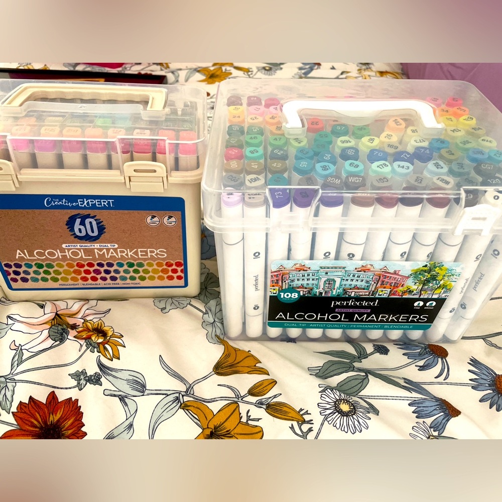 100+ alcohol markers! Various colors